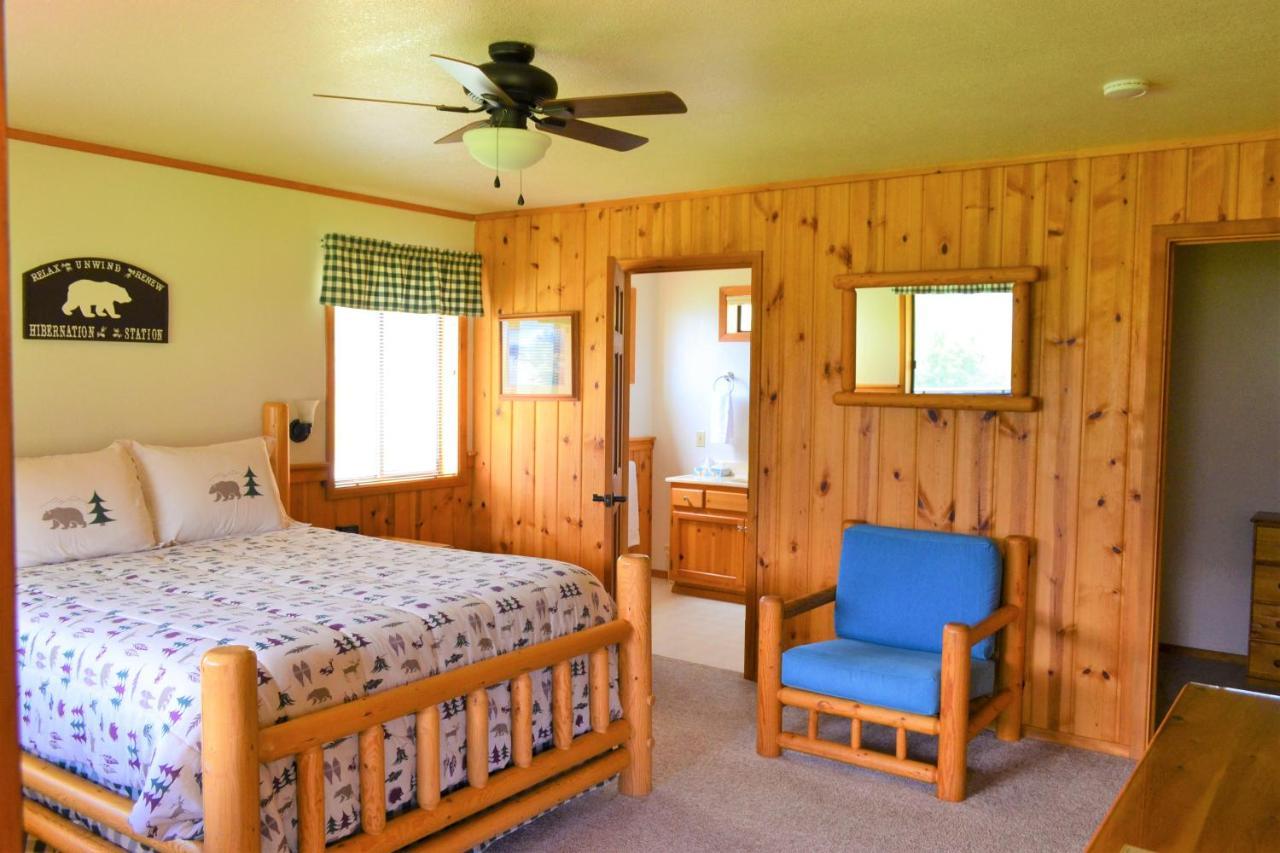Twin Peaks Guest Ranch Villa Salmon ภายนอก รูปภาพ