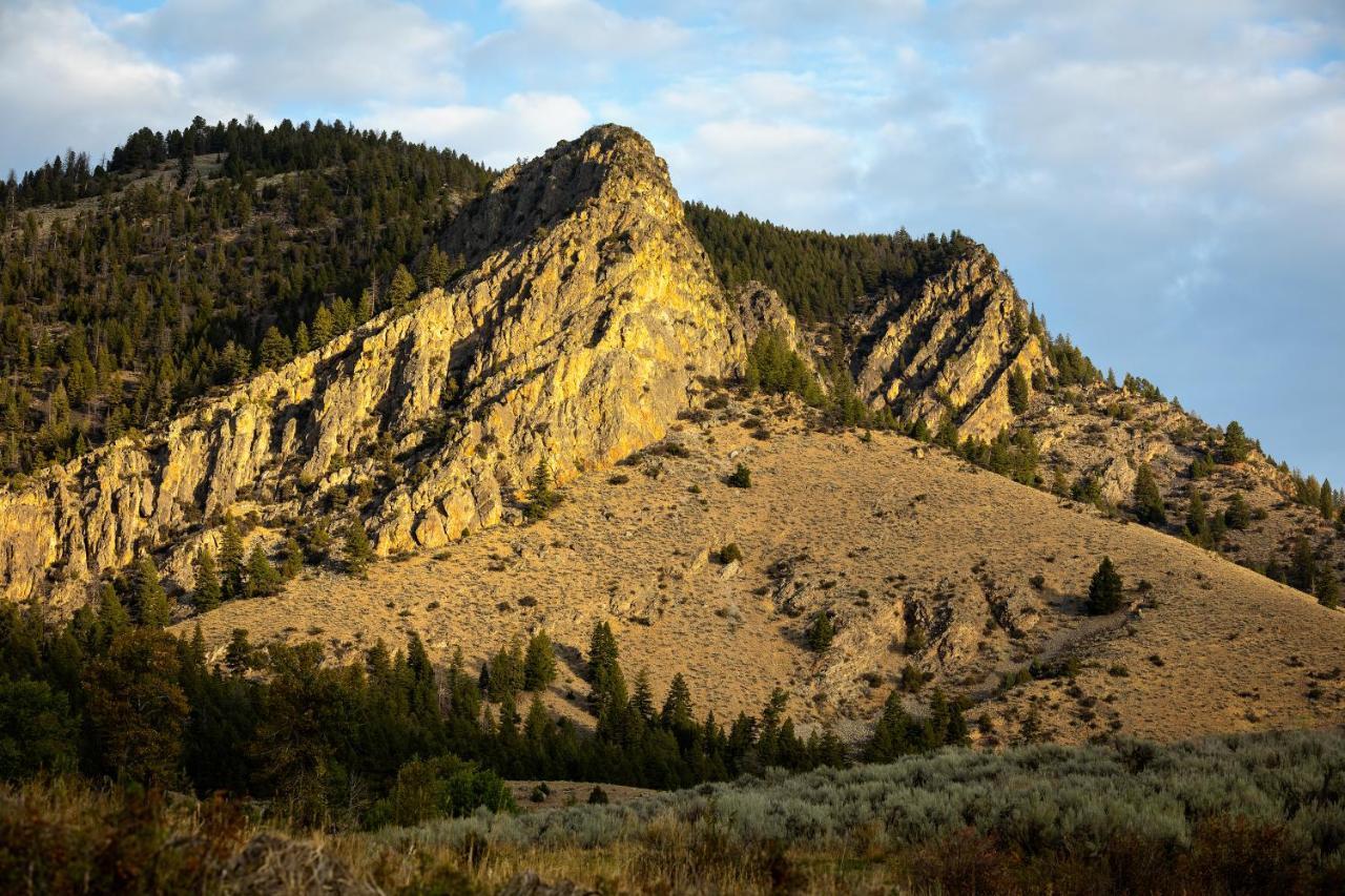 Twin Peaks Guest Ranch Villa Salmon ภายนอก รูปภาพ